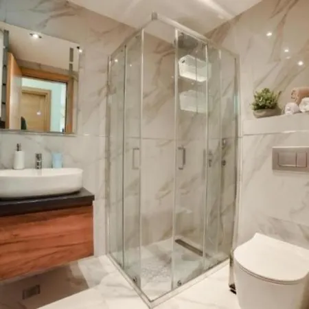 Balkan Hill 3 - A26 - Pekovic Blue Sa Garazom زلاتيبور