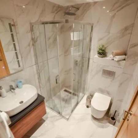 Balkan Hill 3 - A26 - Pekovic Blue Sa Garazom زلاتيبور